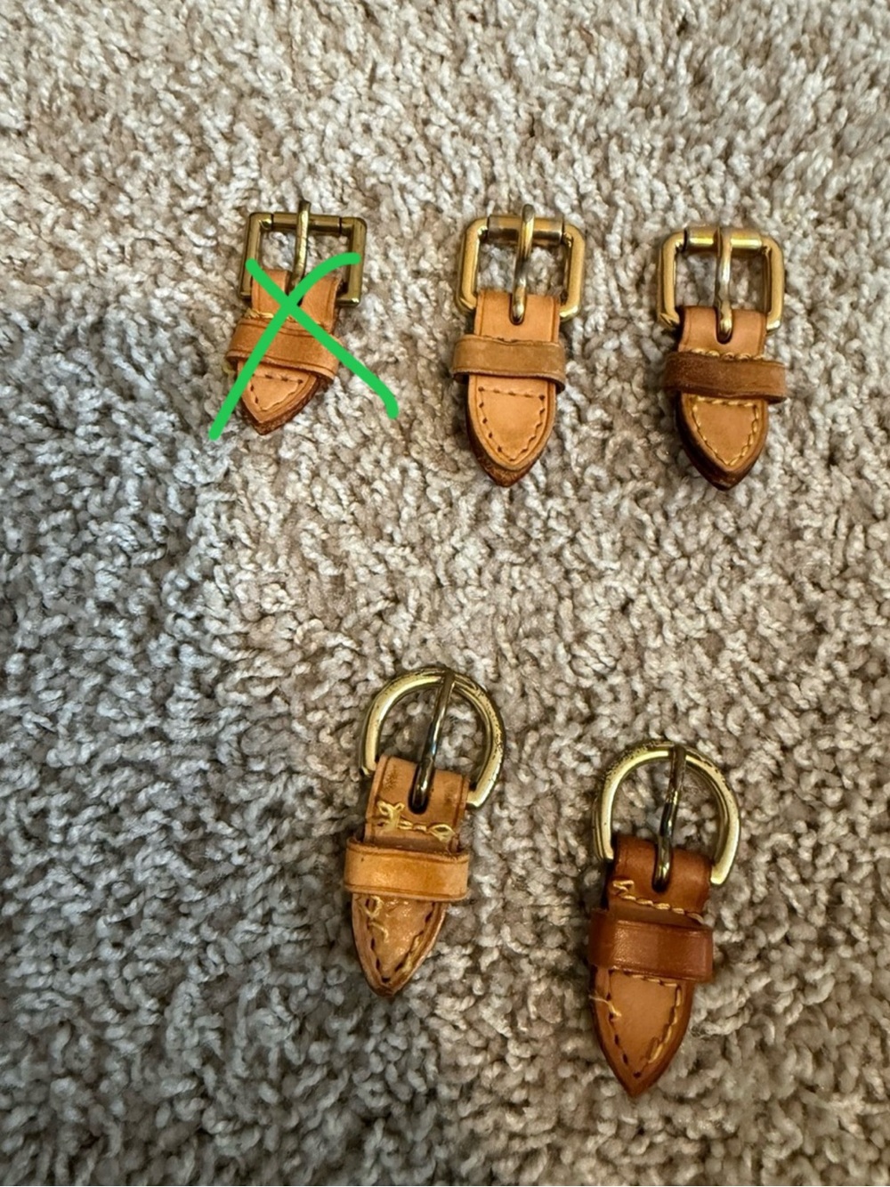 Louis Vuitton bag Buckle
